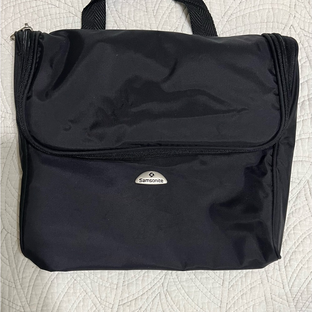 Samsonite Men's Black Toiletry Bag